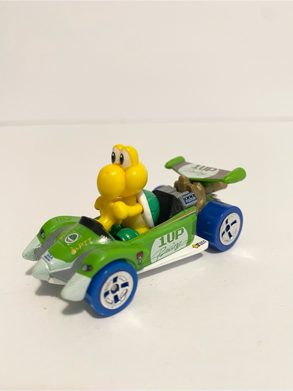 Hot Wheels Mario Nintendo Koopa Troopa Diecast Car Vehicle 4/$20 🛑
